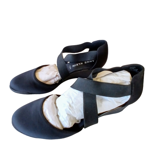 ANNE KLEIN 9-1/2 M IFLEX BLACK FABRIC WEDGE SANDALS - Picture 10 of 16